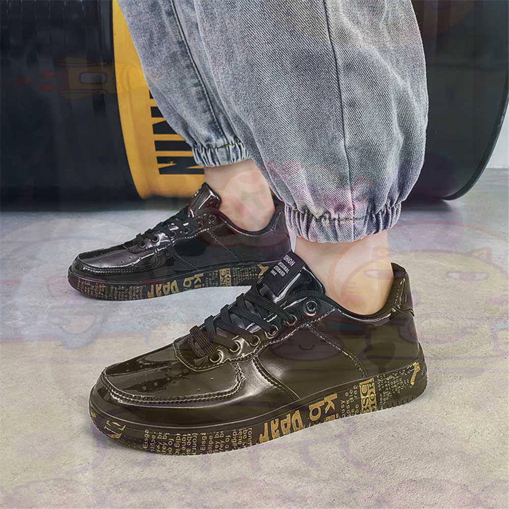 Round Foot Size 45 Sneakers Wh - Travel Accessories Long Flight recension och pris